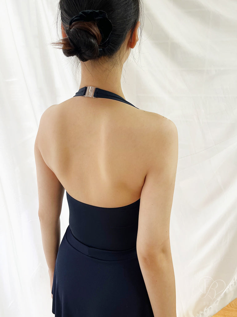 Lora Leotard