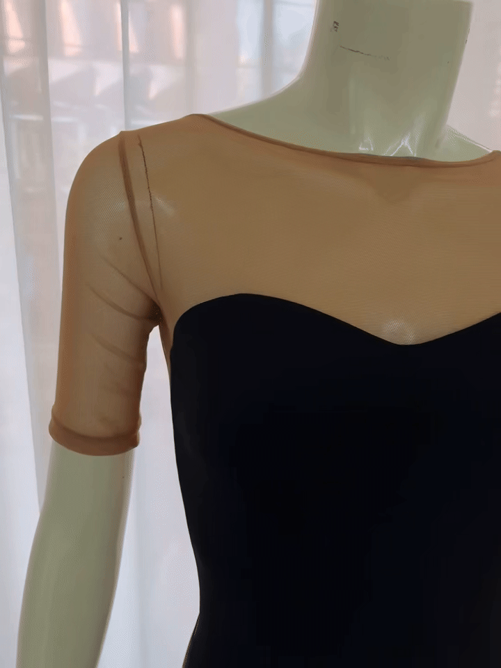 Rose-V Back Leotard
