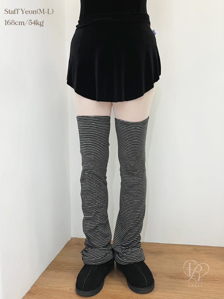 Lynn Velvet Pull-on Skirt