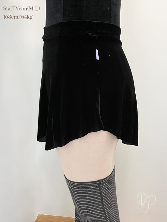 Lynn Velvet Pull-on Skirt